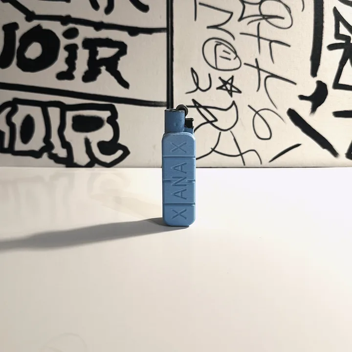 XANAX 2 MG FIRERED/ALPRABLUE EDITION Lighter